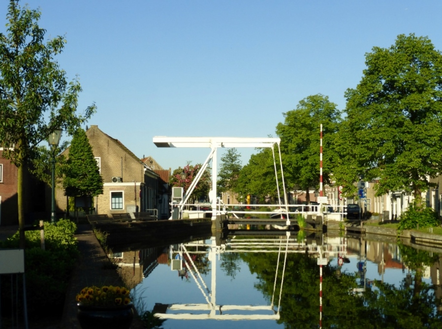 008 (900x673) (898x669)